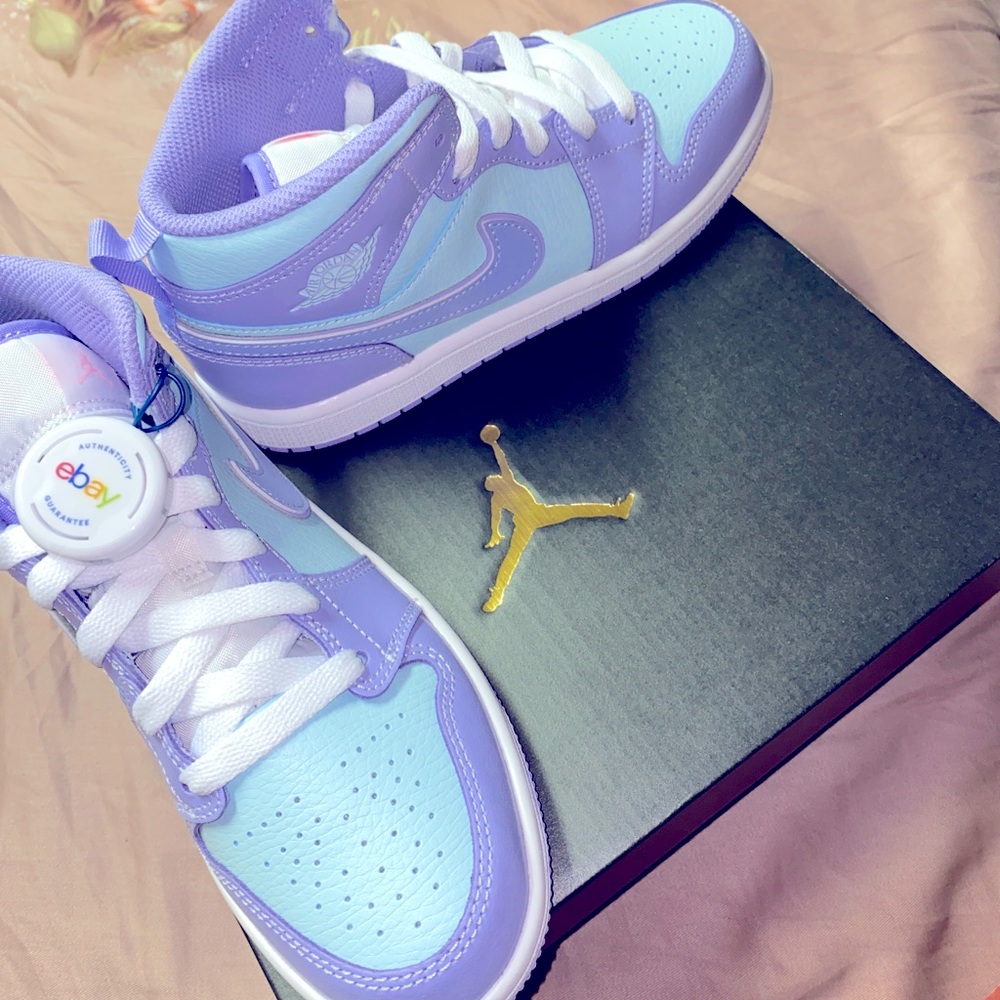 NIKE AIR  JORDAN 1 MID (PS) 2Y